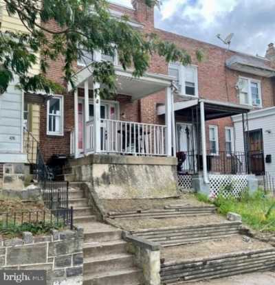 Home For Sale in Upper Darby, Pennsylvania