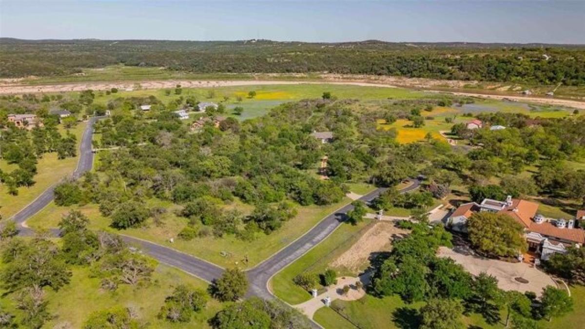 Picture of Residential Land For Sale in Spicewood, Texas, United States