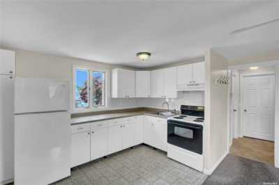 Home For Sale in West Babylon, New York