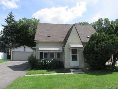 Home For Rent in Livonia, Michigan