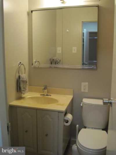 Apartment For Rent in Arlington, Virginia