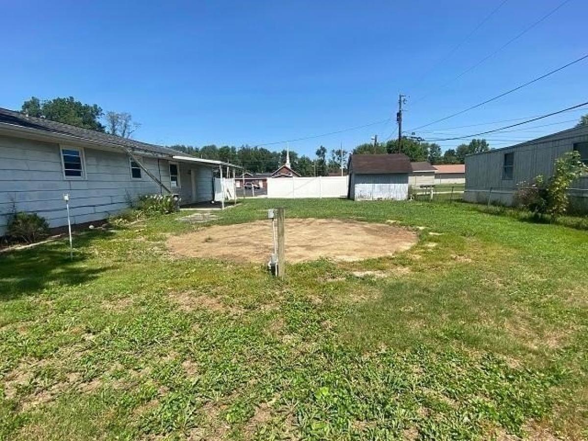 Picture of Home For Sale in Wurtland, Kentucky, United States