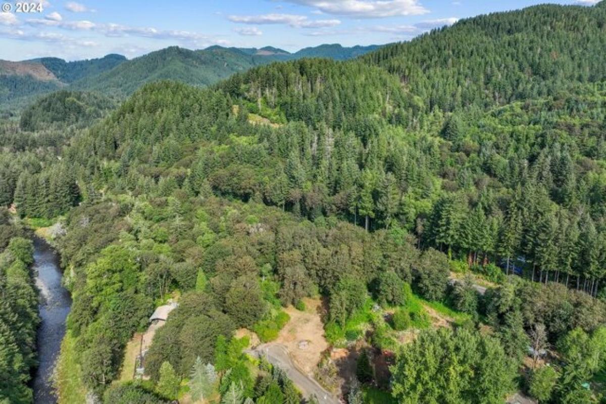 Picture of Residential Land For Sale in Tillamook, Oregon, United States