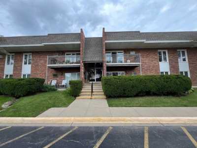 Home For Sale in Downers Grove, Illinois