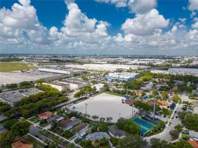 Home For Rent in Virginia Gardens, Florida