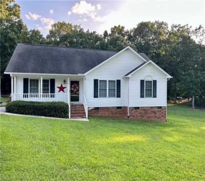 Home For Sale in Randleman, North Carolina