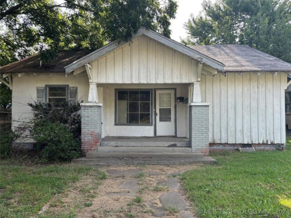 Picture of Home For Sale in Ada, Oklahoma, United States