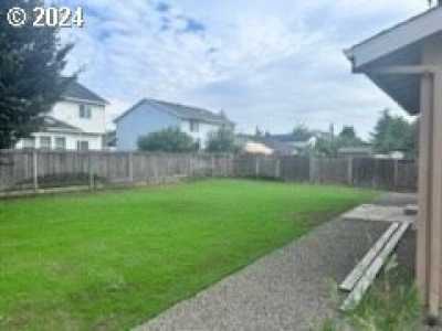 Home For Sale in Forest Grove, Oregon