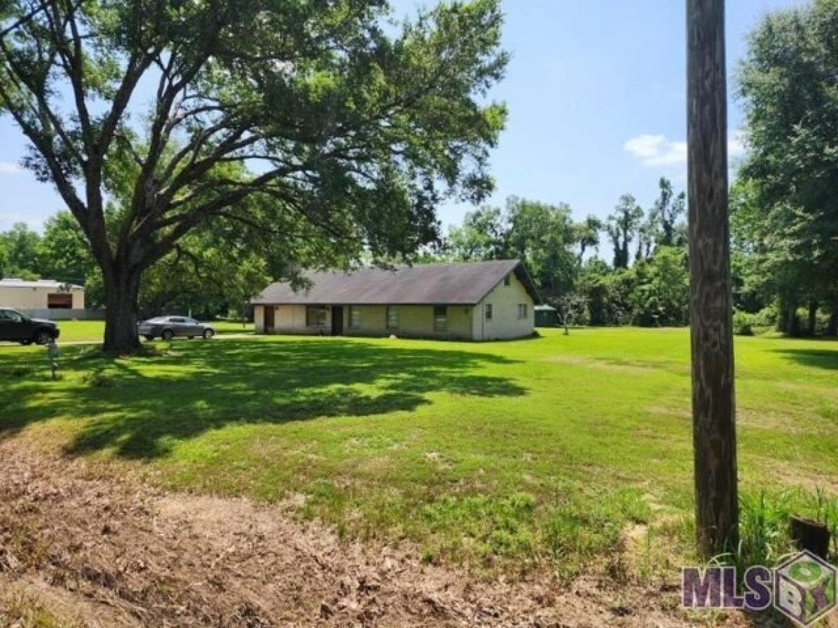 Picture of Residential Land For Sale in Baton Rouge, Louisiana, United States