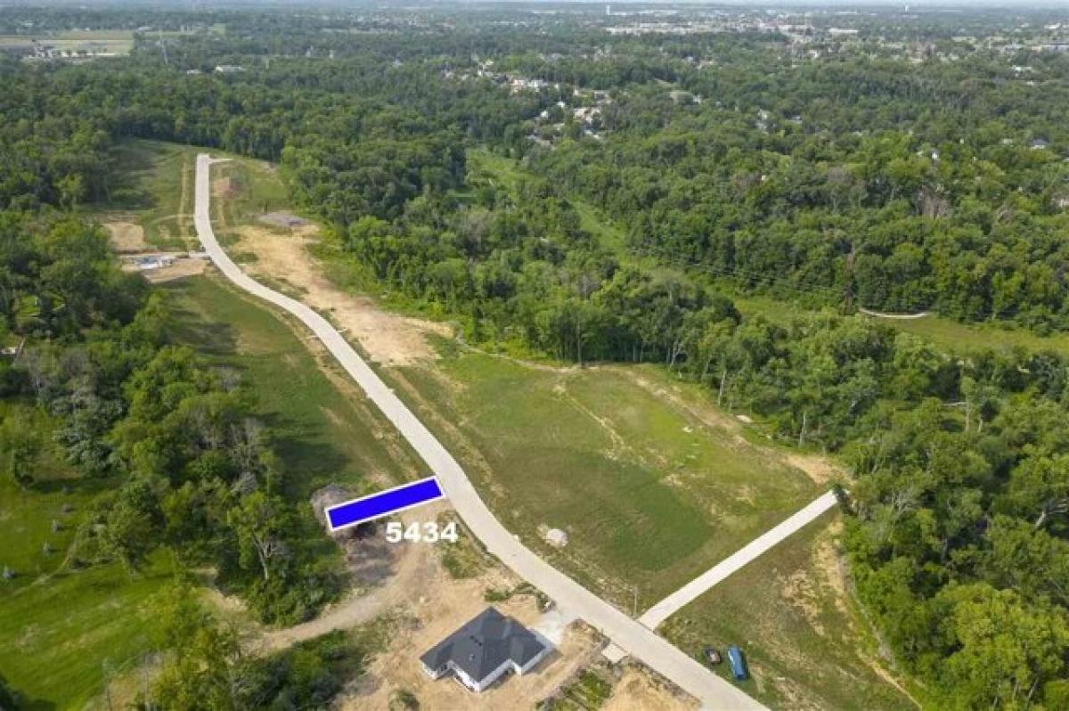 Picture of Residential Land For Sale in Cedar Rapids, Iowa, United States