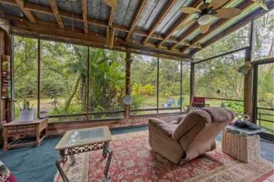 Home For Sale in Geneva, Florida