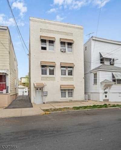 Home For Rent in Belleville, New Jersey