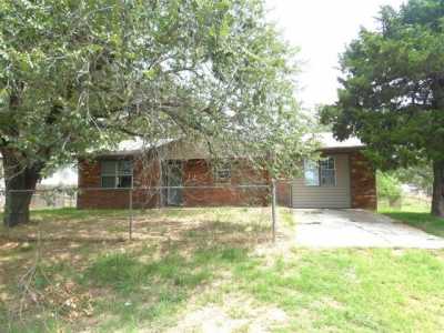 Home For Sale in Earlsboro, Oklahoma