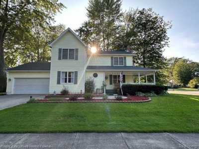 Home For Sale in Marysville, Michigan