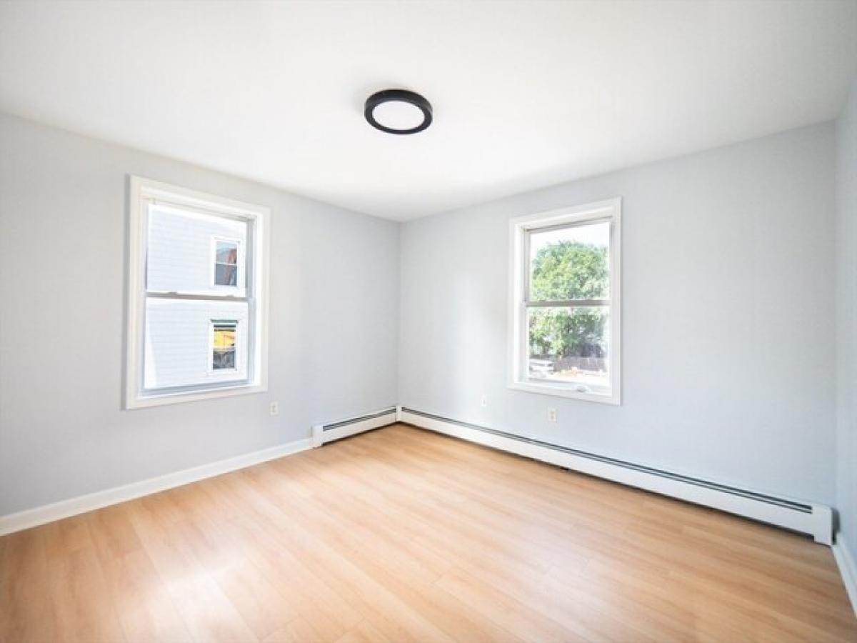 Picture of Apartment For Rent in Somerville, Massachusetts, United States