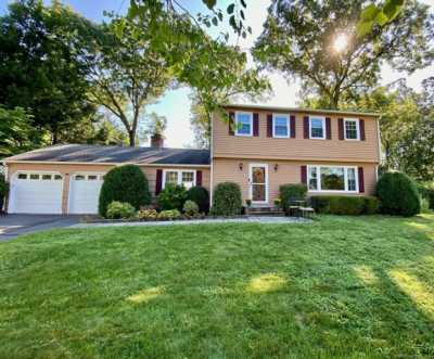 Home For Sale in Cheshire, Connecticut