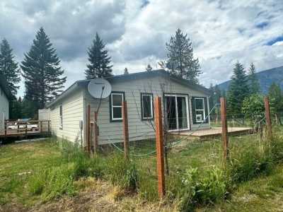 Home For Sale in Trout Creek, Montana