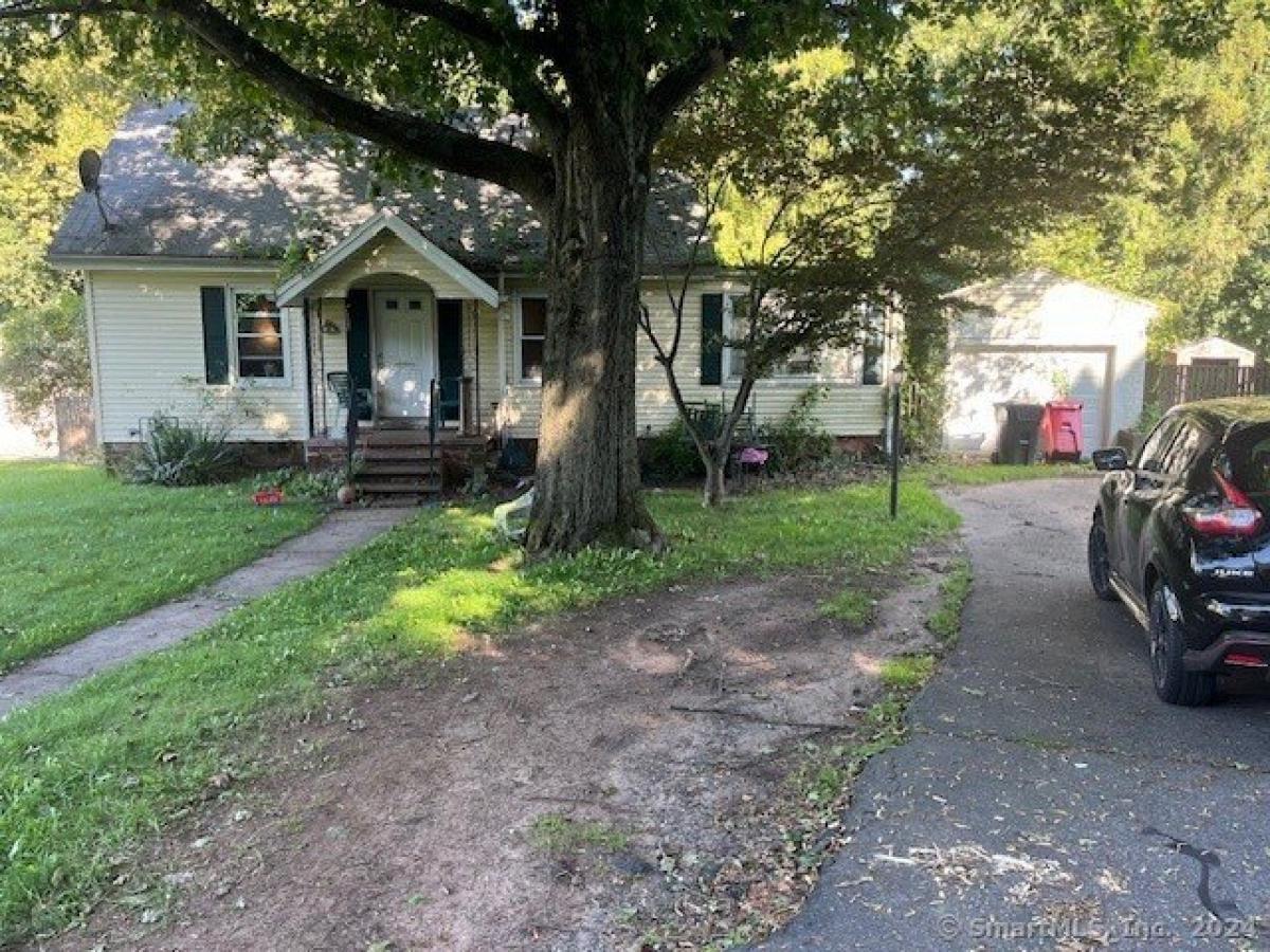 Picture of Home For Sale in Meriden, Connecticut, United States