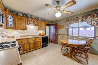 Home For Sale in Maryland Heights, Missouri