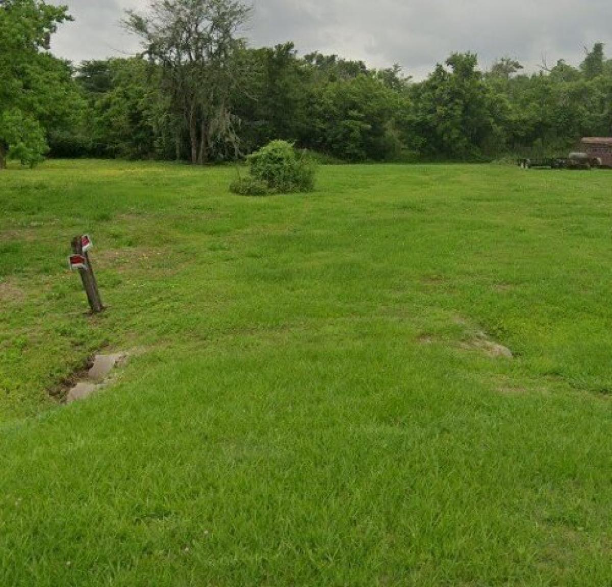 Picture of Residential Land For Sale in Brazoria, Texas, United States