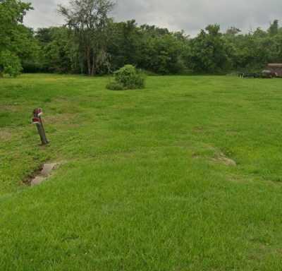 Residential Land For Sale in Brazoria, Texas