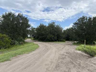 Residential Land For Sale in Okeechobee, Florida