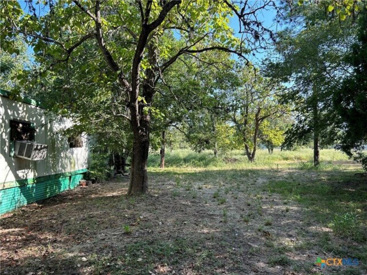 Picture of Residential Land For Sale in Cuero, Texas, United States