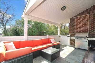 Home For Sale in Long Beach, New York