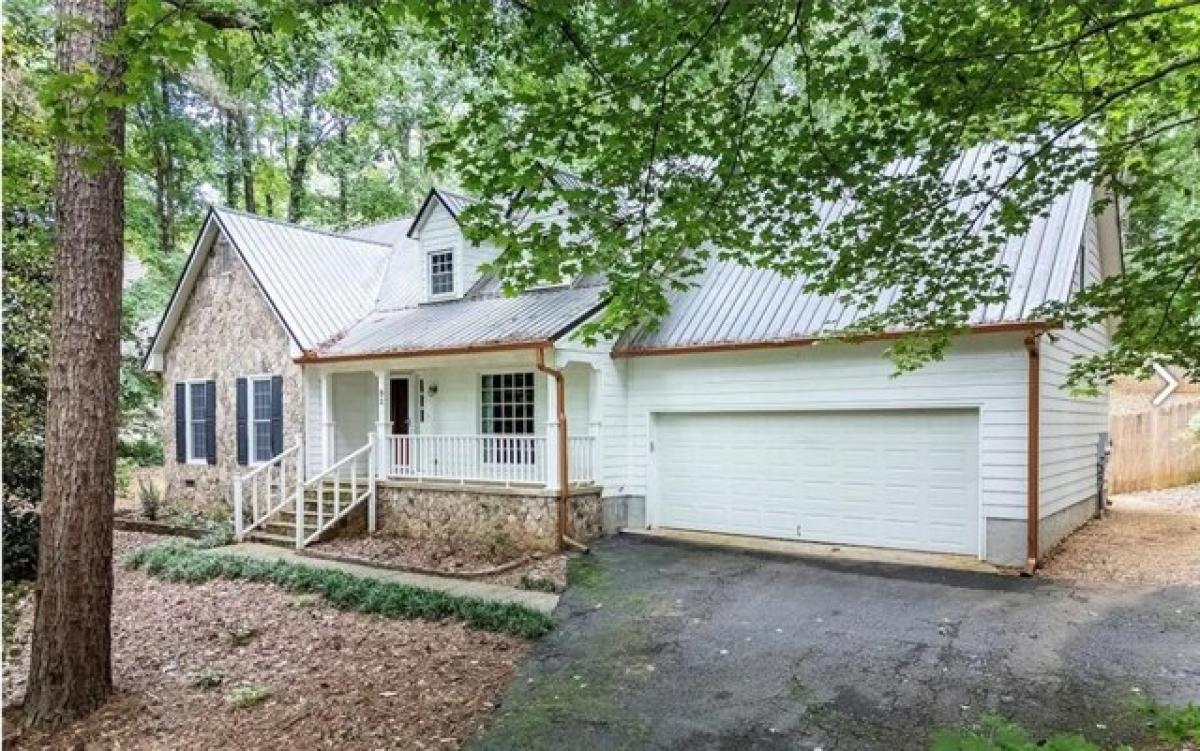 Picture of Home For Sale in Lagrange, Georgia, United States