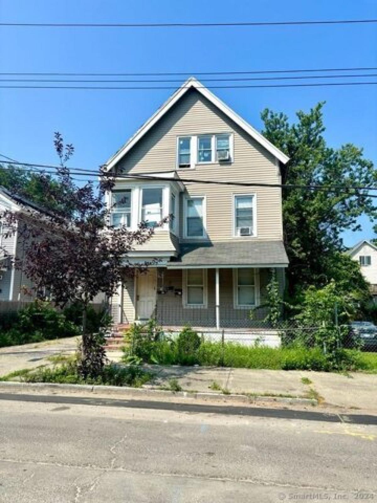 Picture of Home For Sale in New Haven, Connecticut, United States