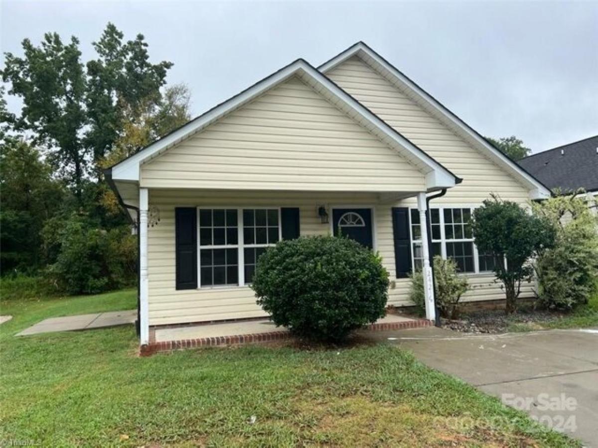 Picture of Home For Sale in Kannapolis, North Carolina, United States