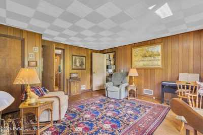 Home For Sale in Damascus, Pennsylvania