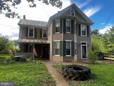 Home For Sale in Berryville, Virginia