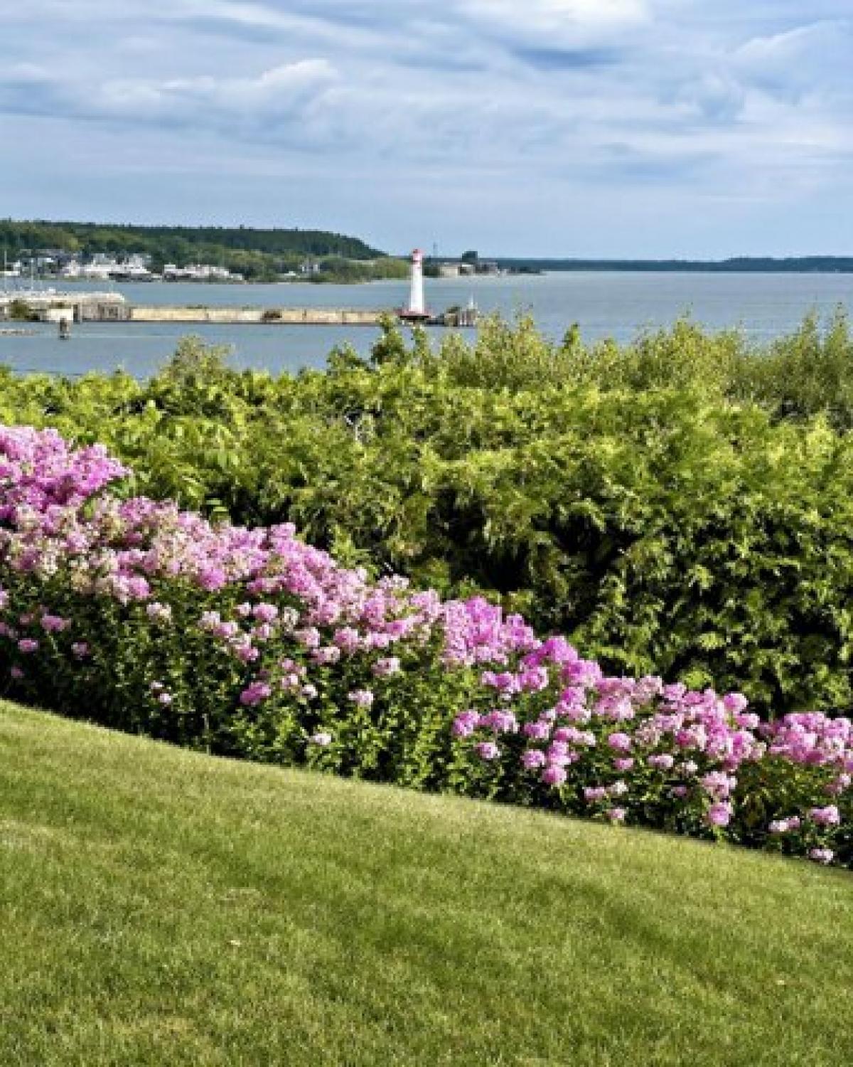 Picture of Home For Sale in Saint Ignace, Michigan, United States