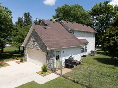 Home For Sale in Mcminnville, Tennessee