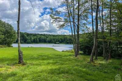 Home For Sale in Hobart, New York