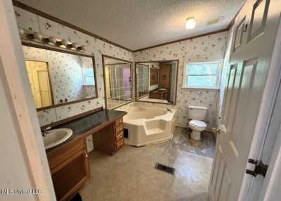 Home For Sale in Pass Christian, Mississippi