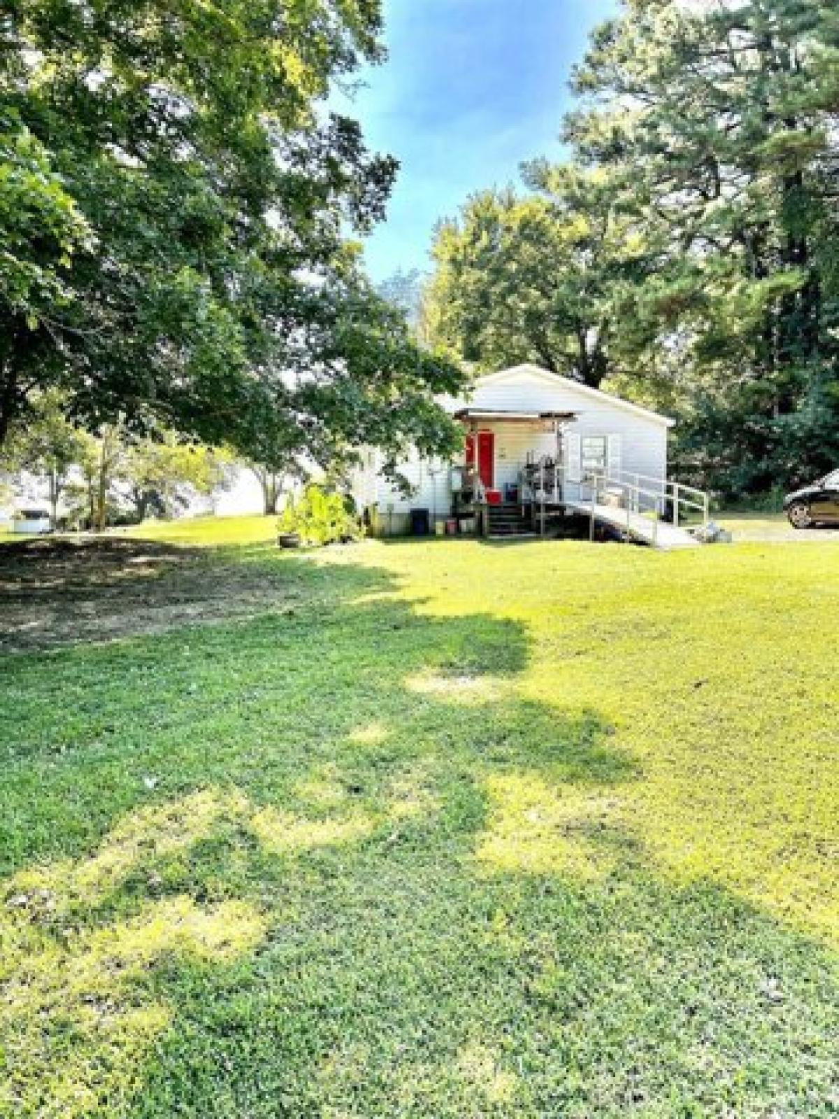 Picture of Home For Sale in Henning, Tennessee, United States