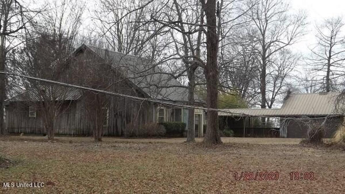 Picture of Home For Sale in Shelby, Mississippi, United States