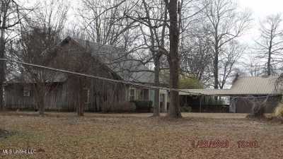 Home For Sale in Shelby, Mississippi