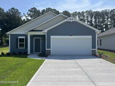 Home For Sale in Ocean Isle Beach, North Carolina