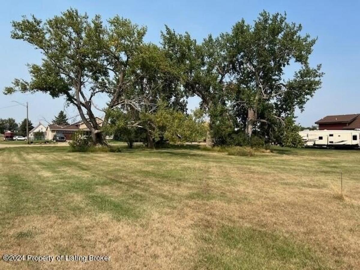 Picture of Residential Land For Sale in Gladstone, North Dakota, United States