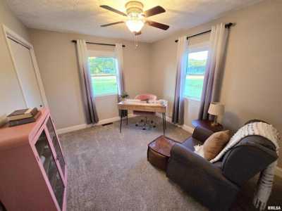 Home For Sale in Opdyke, Illinois