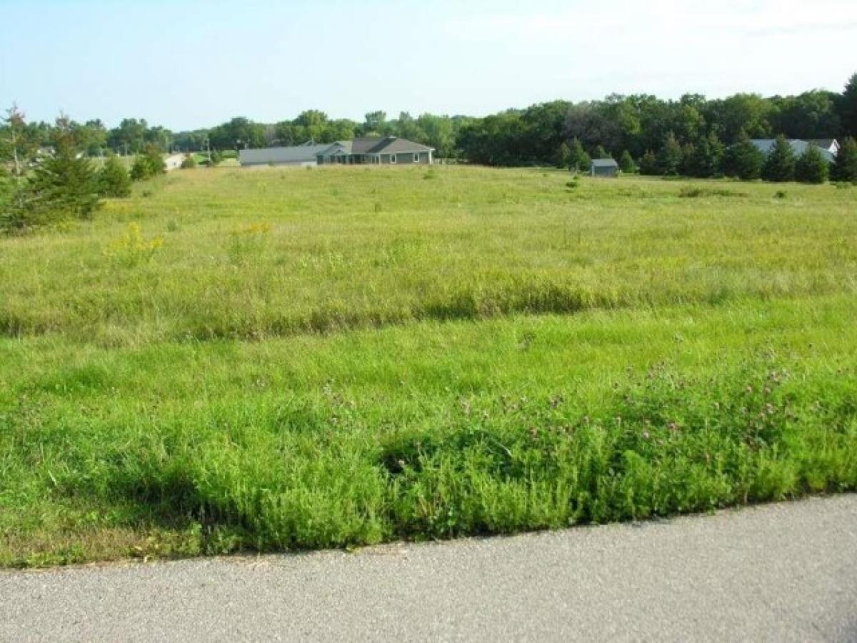 Picture of Residential Land For Sale in Osage, Iowa, United States