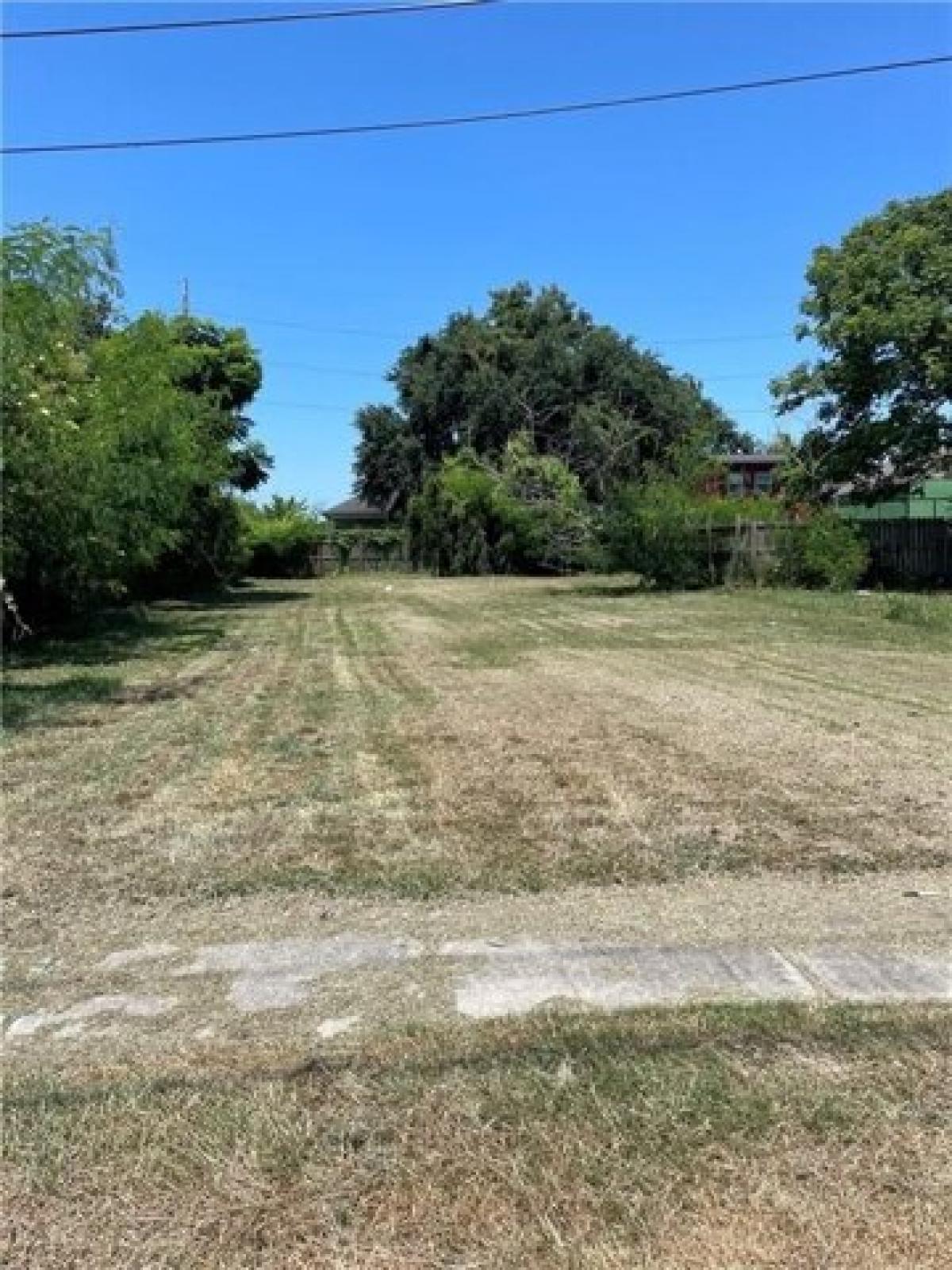 Picture of Residential Land For Sale in New Orleans, Louisiana, United States