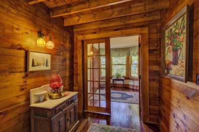 Home For Sale in Enfield, New Hampshire