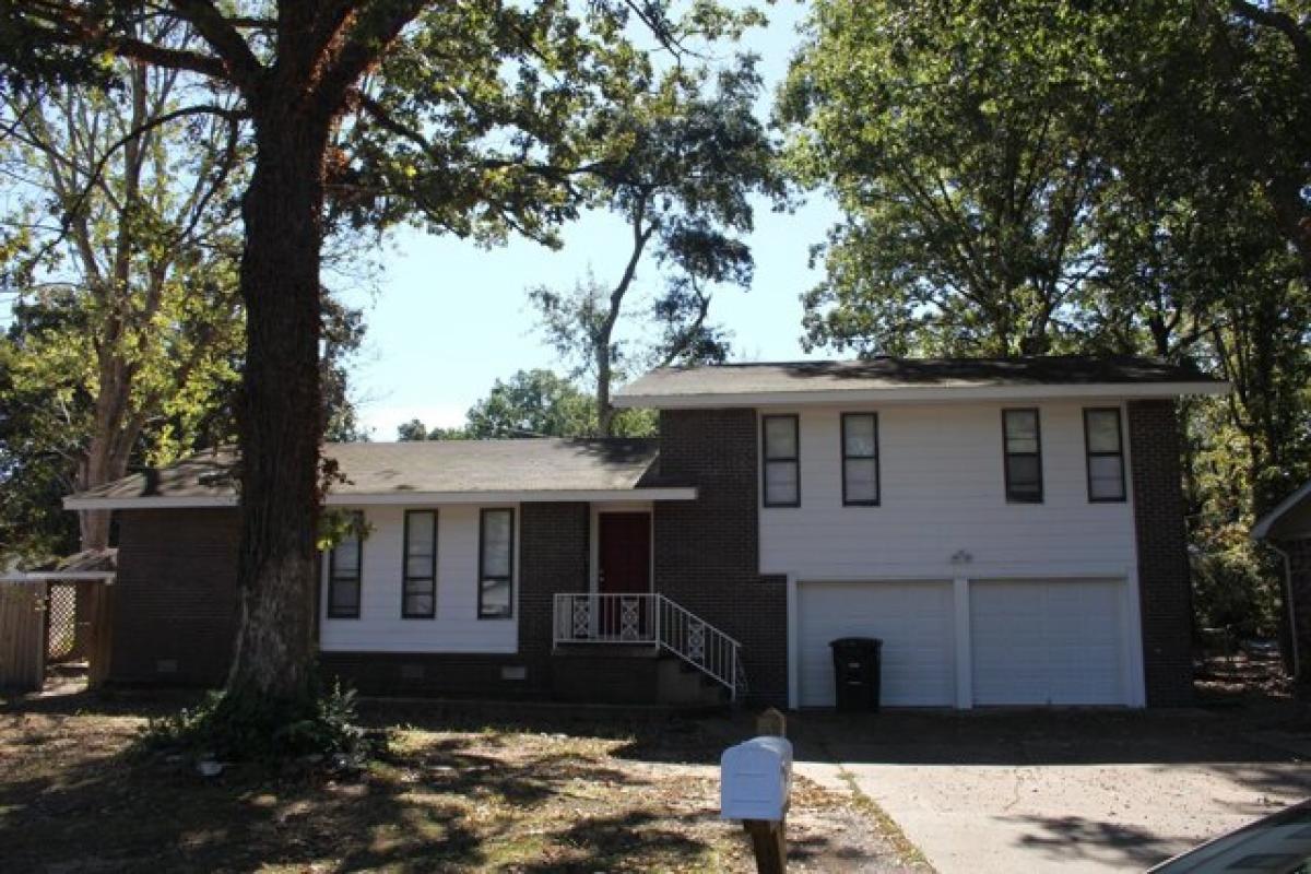 Picture of Home For Sale in Jacksonville, Arkansas, United States