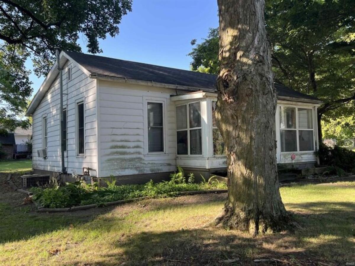 Picture of Home For Sale in Plymouth, Indiana, United States