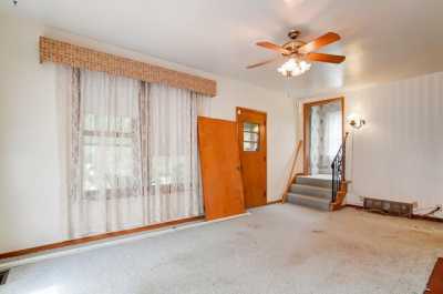 Home For Sale in Lewis Center, Ohio