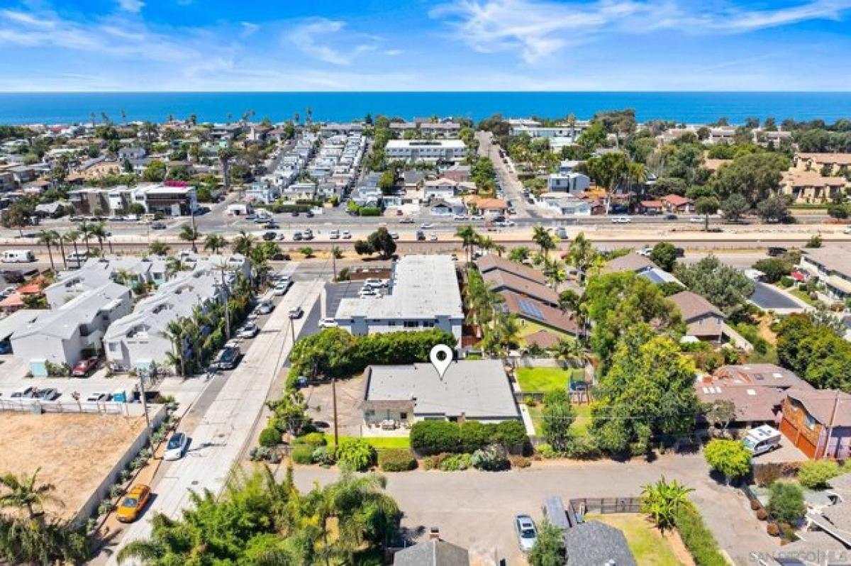 Picture of Home For Sale in Encinitas, California, United States